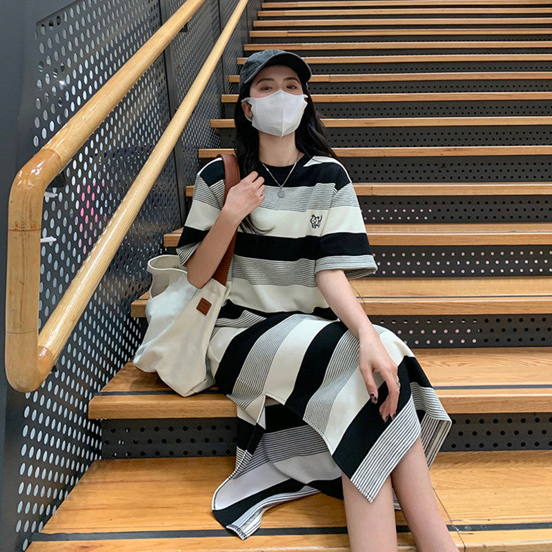 条纹宽松网红显瘦休闲T恤长裙女