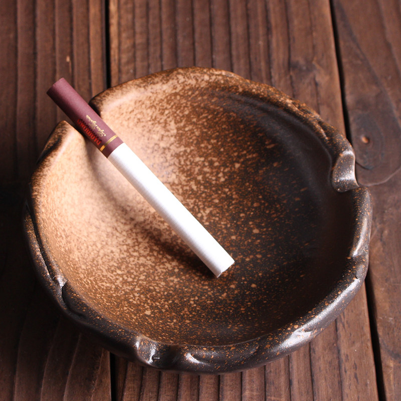 小号商用烟灰缸创意个性潮流客厅烟缸家用日式时尚陶瓷灭烟烟头缸