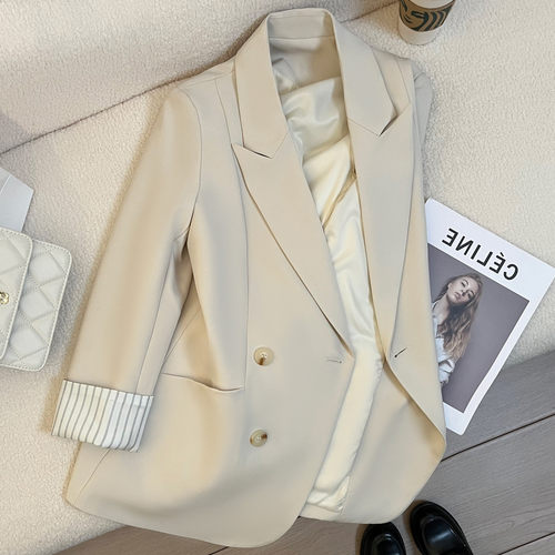 米白色袖口条纹西装外套女2024