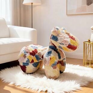 网红小马椅子坐骑马年可爱玩偶客厅儿童板凳子落地动物形座椅矮凳