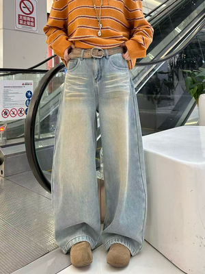 欧货牛仔裤女2025冬季加厚绒弯刀裤浅蓝复古怀旧慵懒风休闲阔腿裤