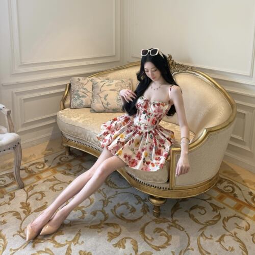 碎花抹胸吊带蓬感女款连衣裙
