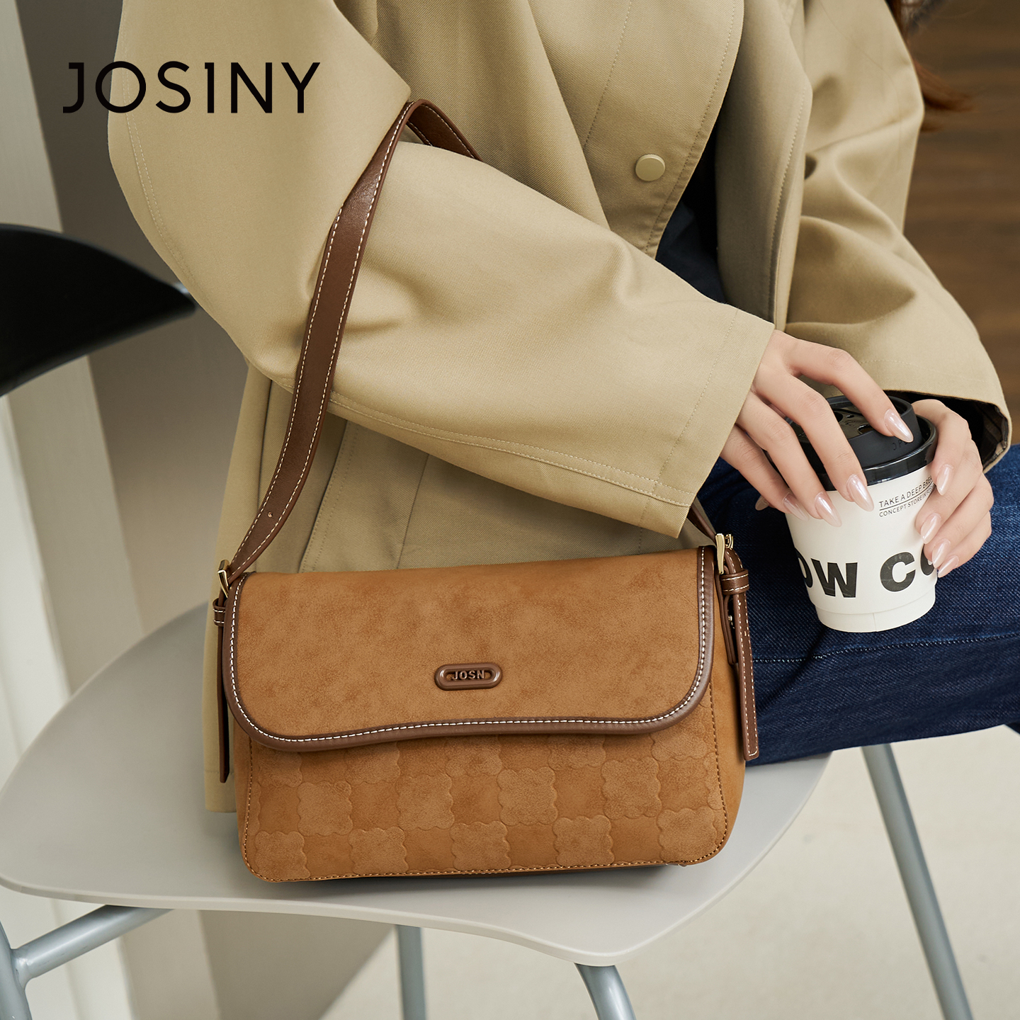 卓诗尼复古翻盖单肩斜挎包