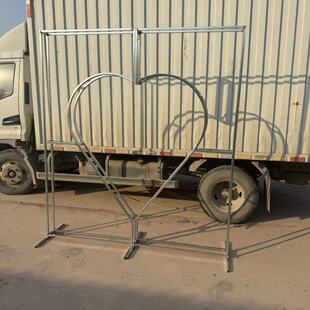 新款铁艺婚庆爱心道具背景舞台架子婚礼心形拱门拍照布置装饰创意