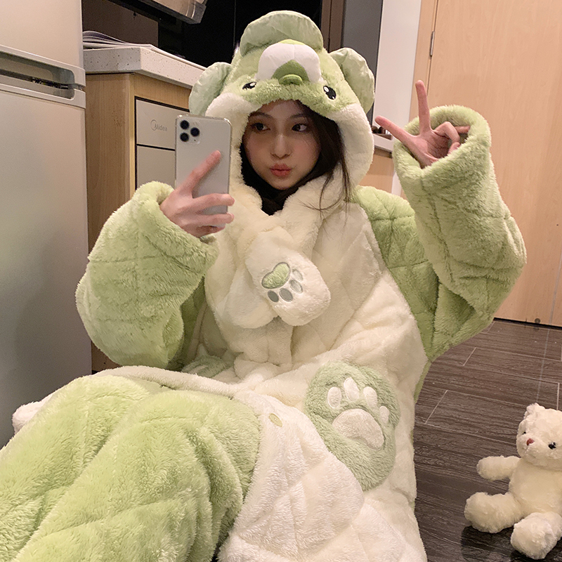 少女珊瑚绒三层夹棉卡通睡袍套装