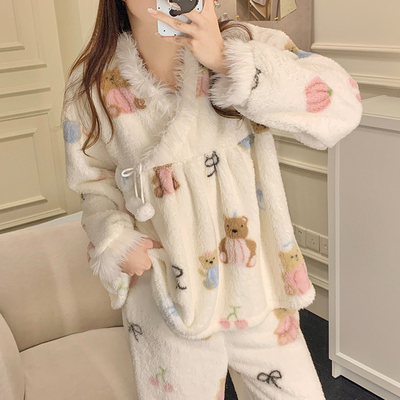 珊瑚绒睡衣女秋冬季卡通可爱V领