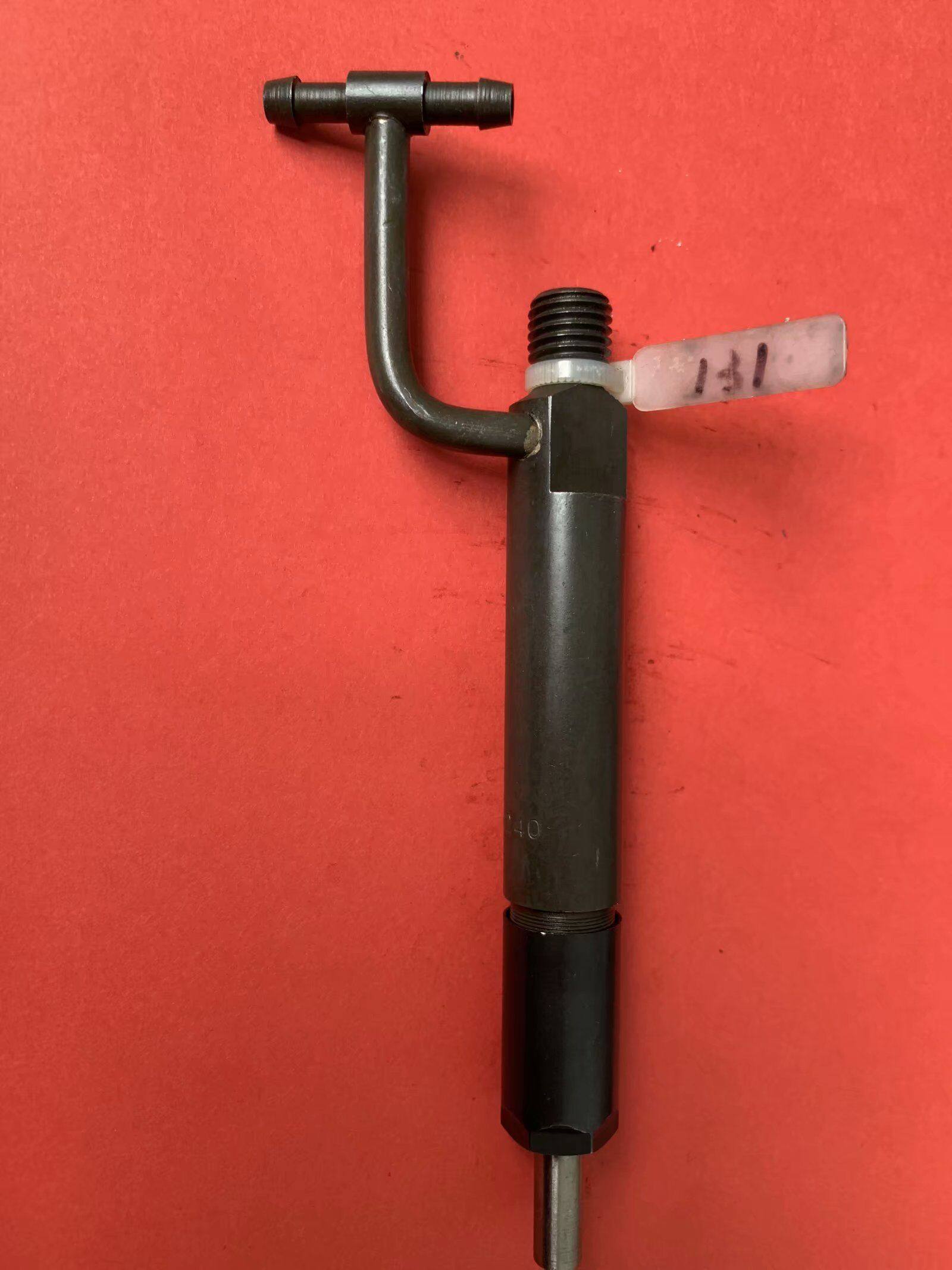 6222-11-3100喷油器适用小松