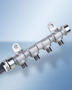 高压共轨管0445226047适用于沃尔沃EC240挖掘机VOVLO D7E