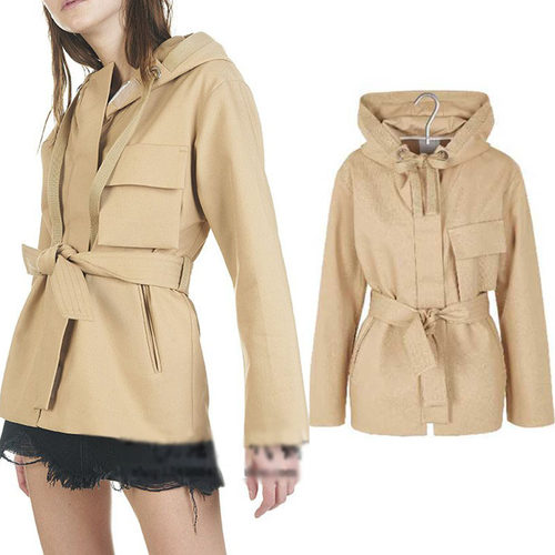 妻子的浪漫旅行霍思燕系带短外套