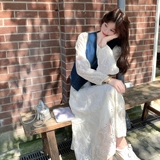 韩系小清新减龄镂空连衣裙套装女秋季2025年新款牛仔小马甲两件套，女装连衣裙，新思路