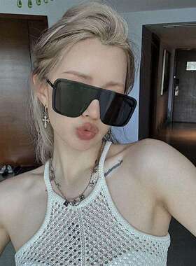 巨显脸小无边框设计方款太阳眼镜