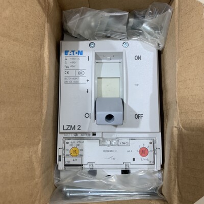 伊顿穆勒断路器LZMN2-A250 LZMC2-A2全新原装NZM1-XFI30R
