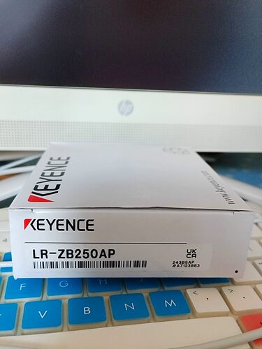 基恩士光电传感器LR-ZB250AP激光传感器全新原装拍前请询价