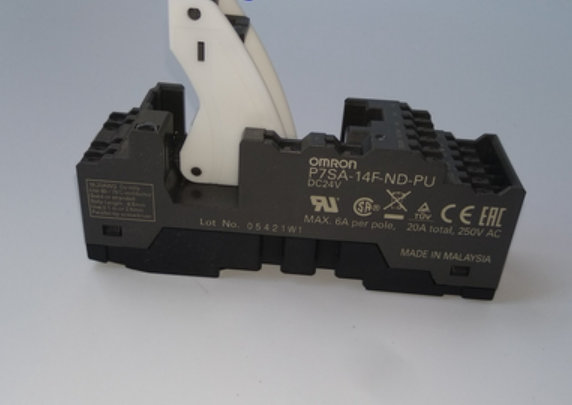 p7sa-10f-nd-pu 24vdc 继电器底座