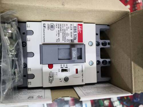 韩国产LS漏电断路器EBS53B EBE53B 15A 30A 50A ABE203B 3P 200A