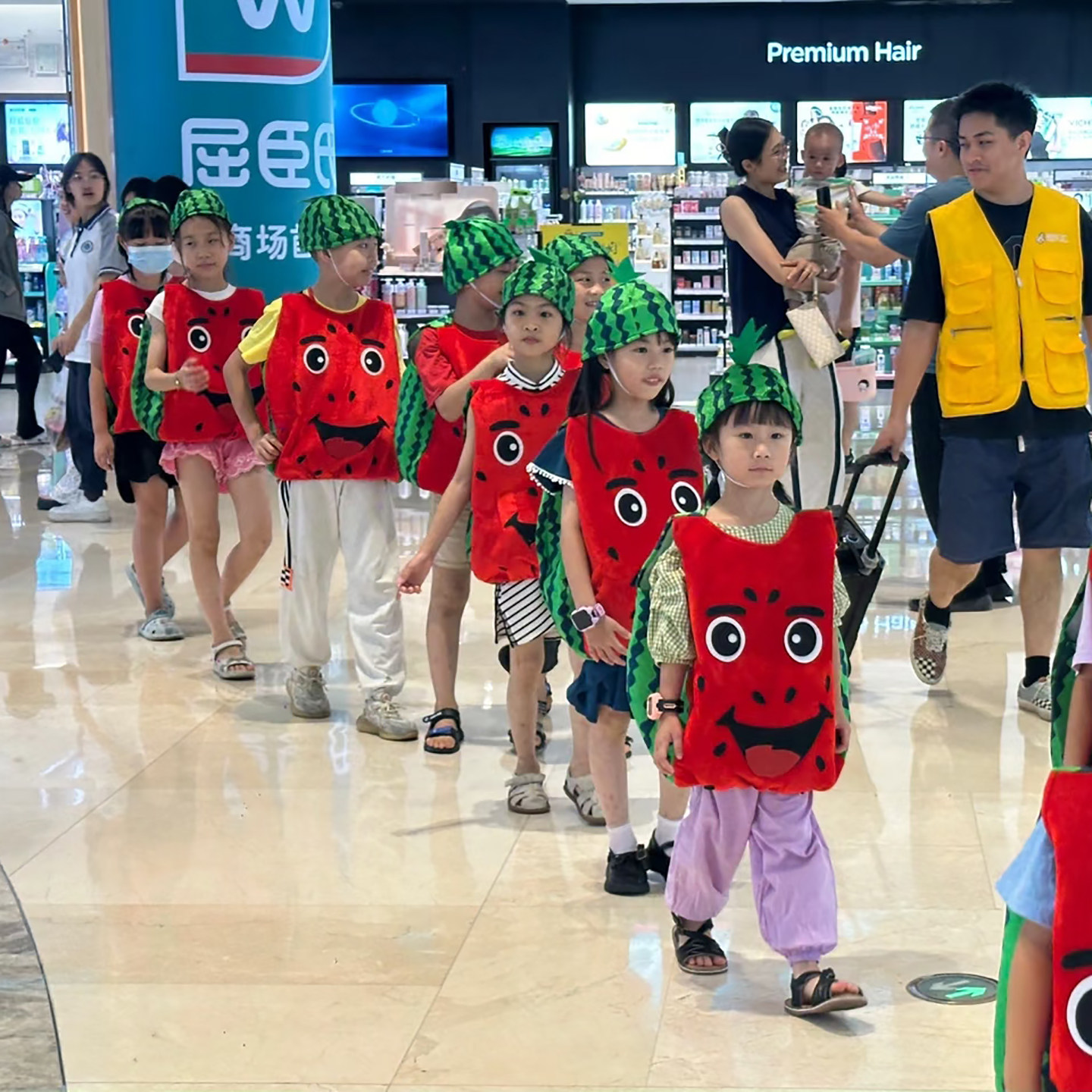 六一儿童节环保服装时装秀西瓜衣服水果服幼儿园舞台演出服新款