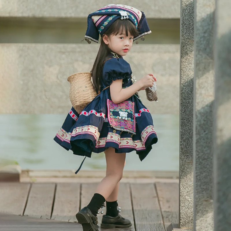 三月三儿童少数民族服装广西壮族服饰女童短袖连衣裙演出服夏季