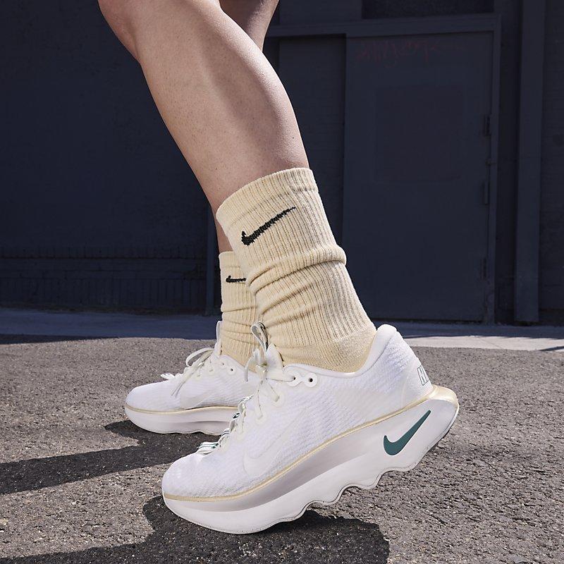 耐克（NIKE）女鞋2024夏季新款MOTIVA运动鞋训练跑步鞋DV1238-102