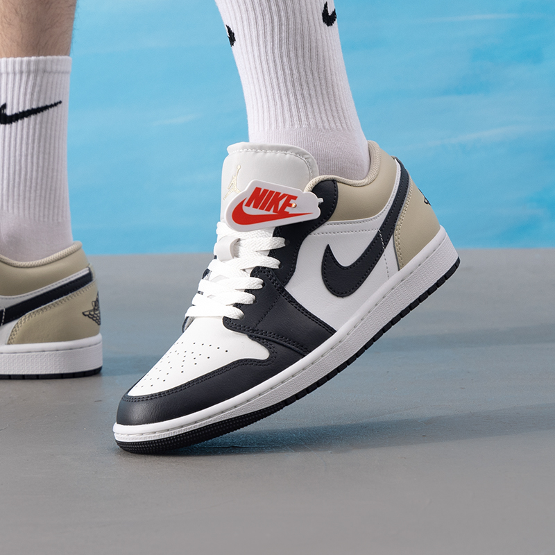 Nike/耐克篮球鞋男鞋AIR JORDAN 1 LOW休闲鞋运动鞋553558-153
