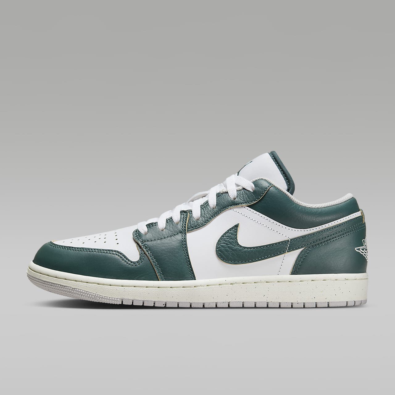 耐克（NIKE）男鞋 新款运动鞋AIR JORDAN 1轻便舒适耐磨跑步训