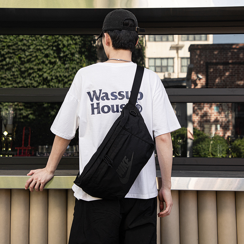 Nike/耐克斜挎包男包女包大容量运动休闲日常通勤包BA5751