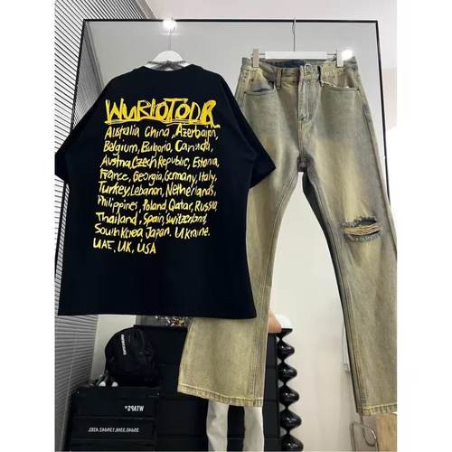 【二件套】美式复古涂鸦字母印花短袖T恤男生搭配膝盖破洞牛仔裤