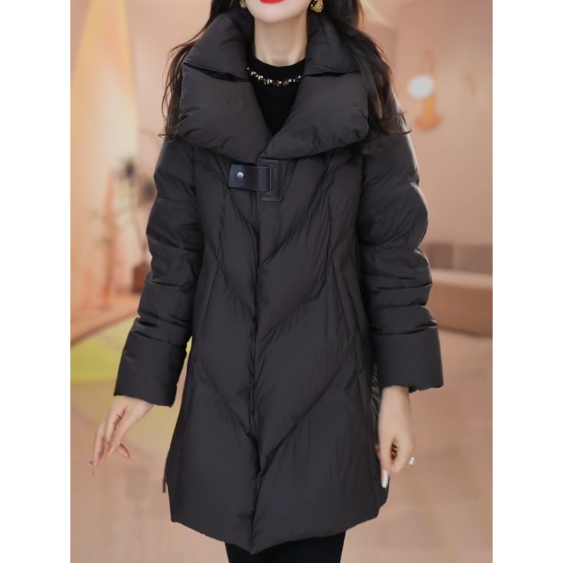 韩版高端时尚中年女士显瘦羽绒服2025冬季新款减龄气质宽松面包服