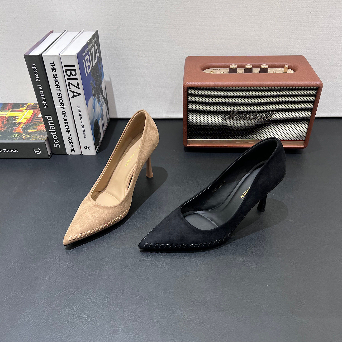 法式复古黑色高跟鞋女2026年春秋季新款时尚百搭尖头细跟单鞋潮鞋