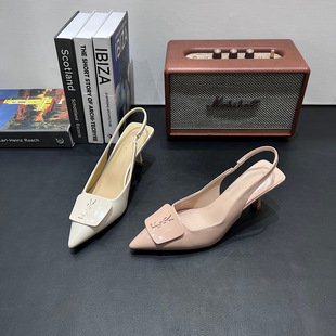 法式气质方扣包头凉鞋女2026春夏新款后绊带温柔风中跟尖头单鞋潮