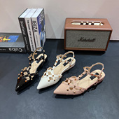 新款 女鞋 t字扣带罗马鞋 凉鞋 潮 女百搭尖头铆钉包头时装 2026年夏季