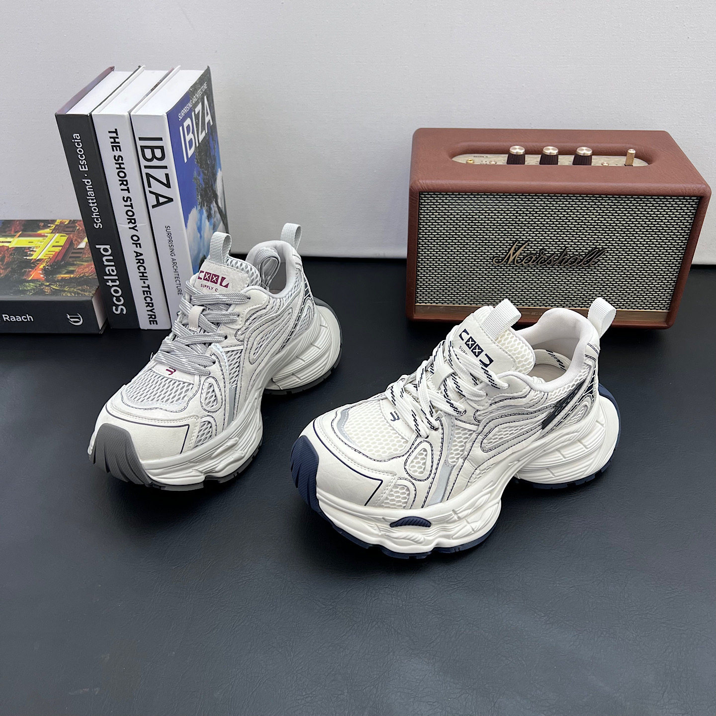 韩版超火老爹鞋女2026春季新款圆头松糕厚底防滑百搭休闲运动鞋潮