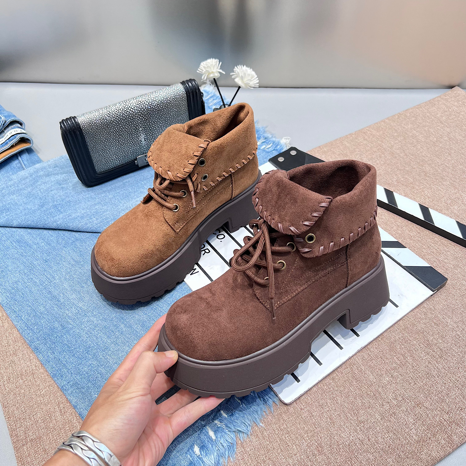 2025秋冬季新款小个子厚底增高马丁靴子女废土风棕色休闲短靴潮女