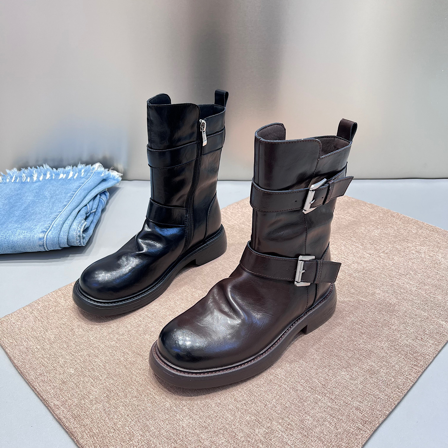 2025秋冬季新款厚底软底骑士靴皮带扣瘦瘦靴机车马丁靴女加绒短靴