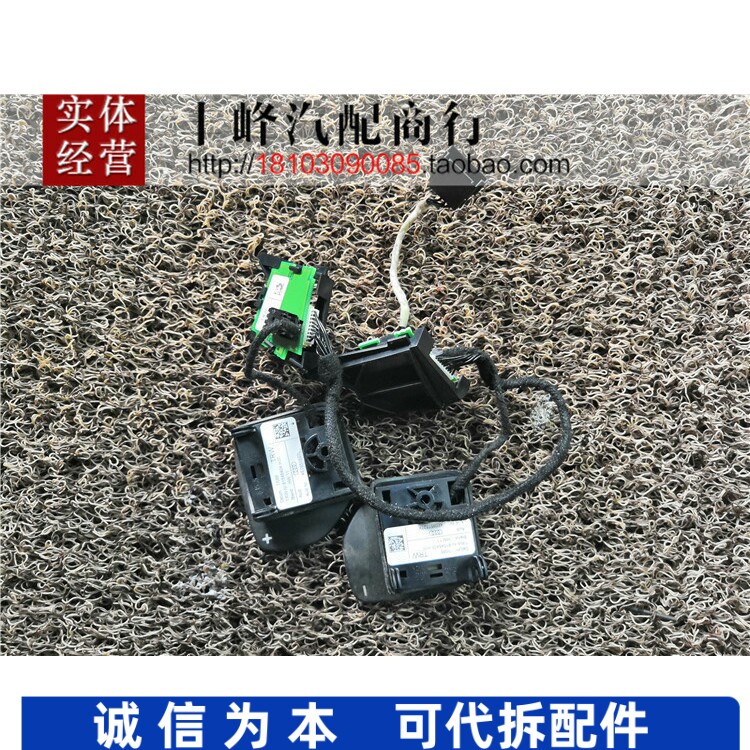 适用奥迪A4 B7方向盘多功能三幅换挡拨片档位开关4E0951527L/K图片