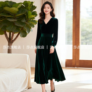 墨绿色V领丝绒连衣裙气质收腰长袖显瘦长裙优雅长款打底宴会裙子