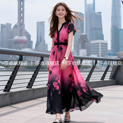 玫红色V领短袖碎花连衣裙女夏