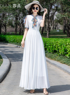 白色连衣裙女2026夏季新款大摆裙长款长裙收腰雪纺海边度假沙滩裙