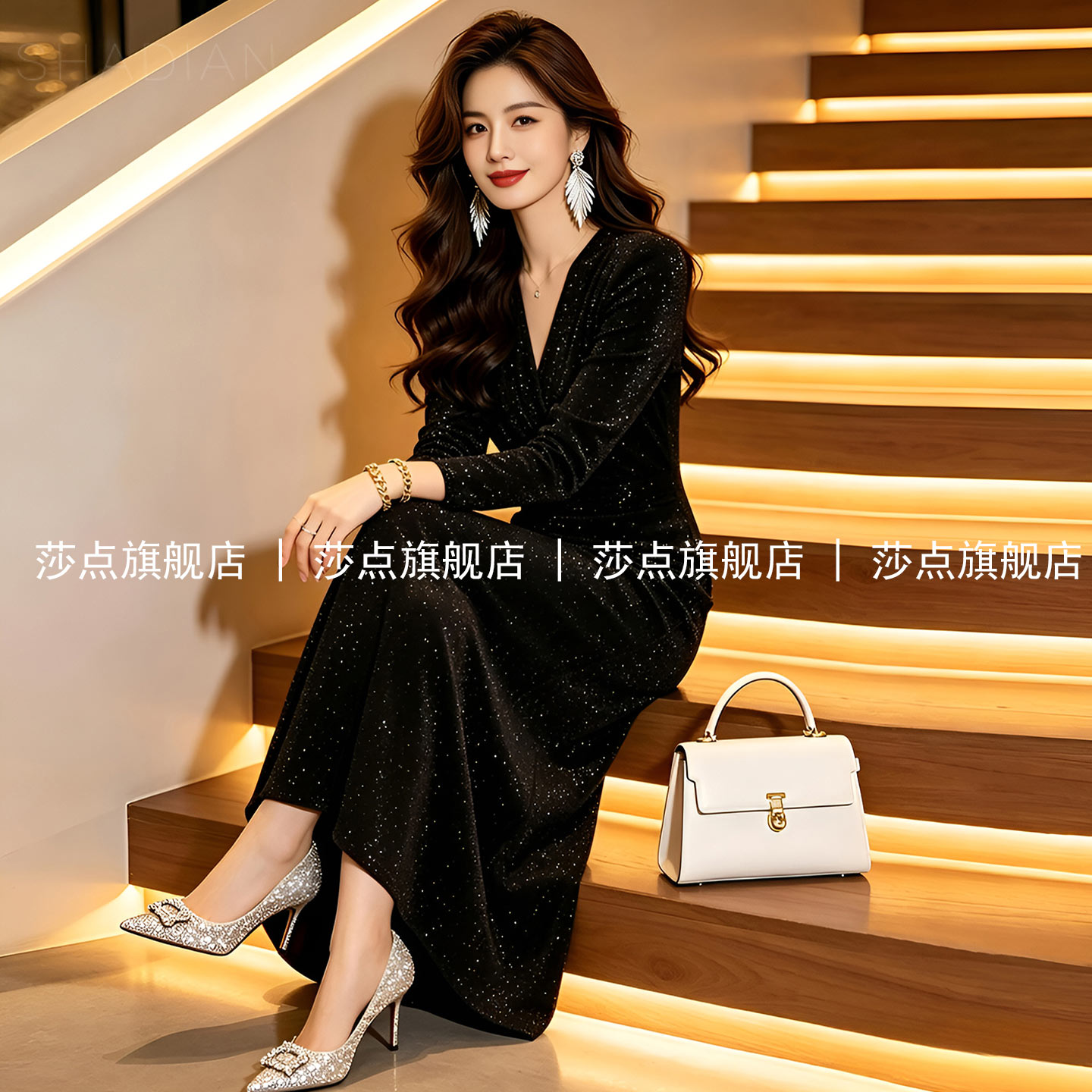 黑色满天星V领长袖连衣裙女秋季