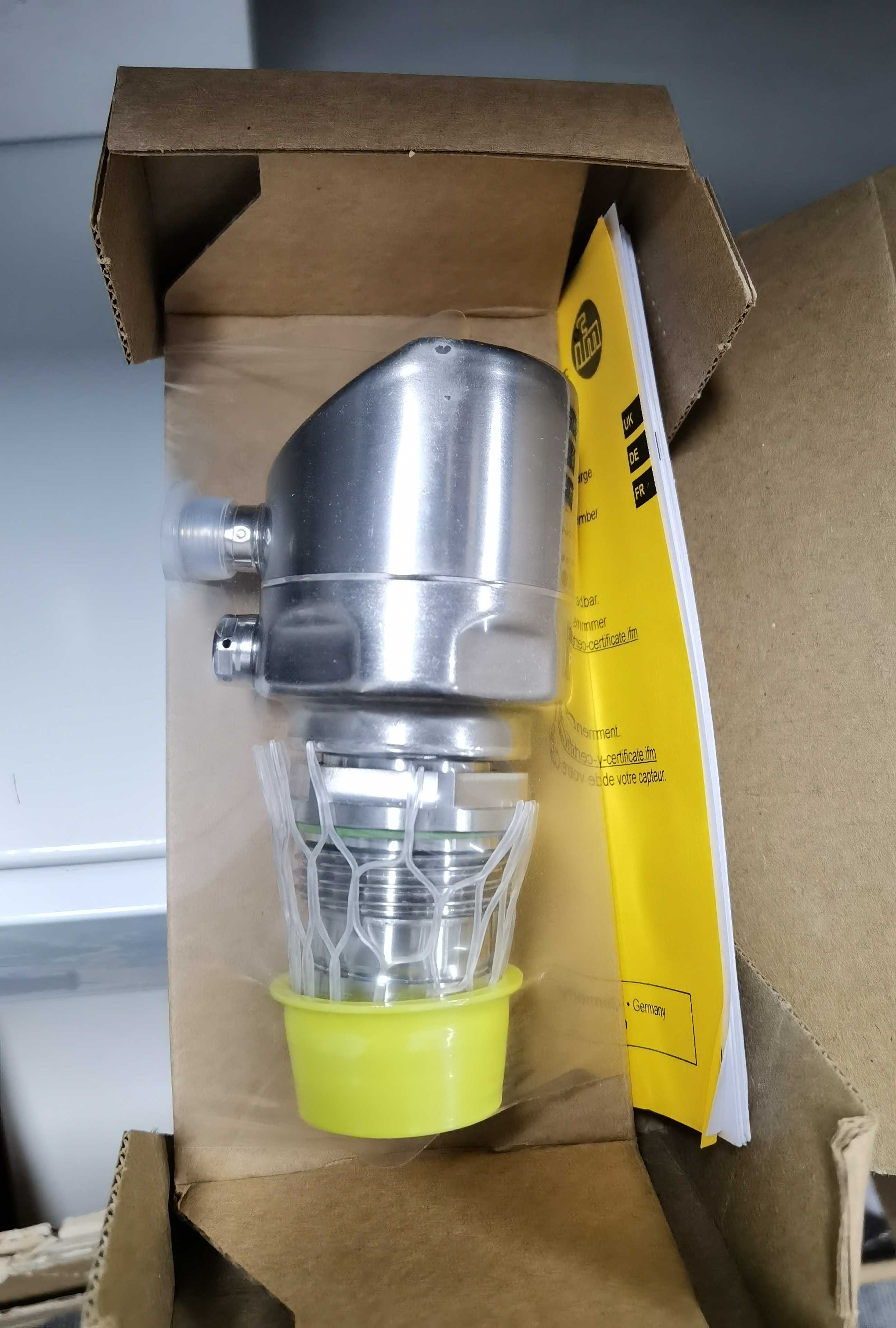 包邮【原装现货】IFM PI2889压力传感器