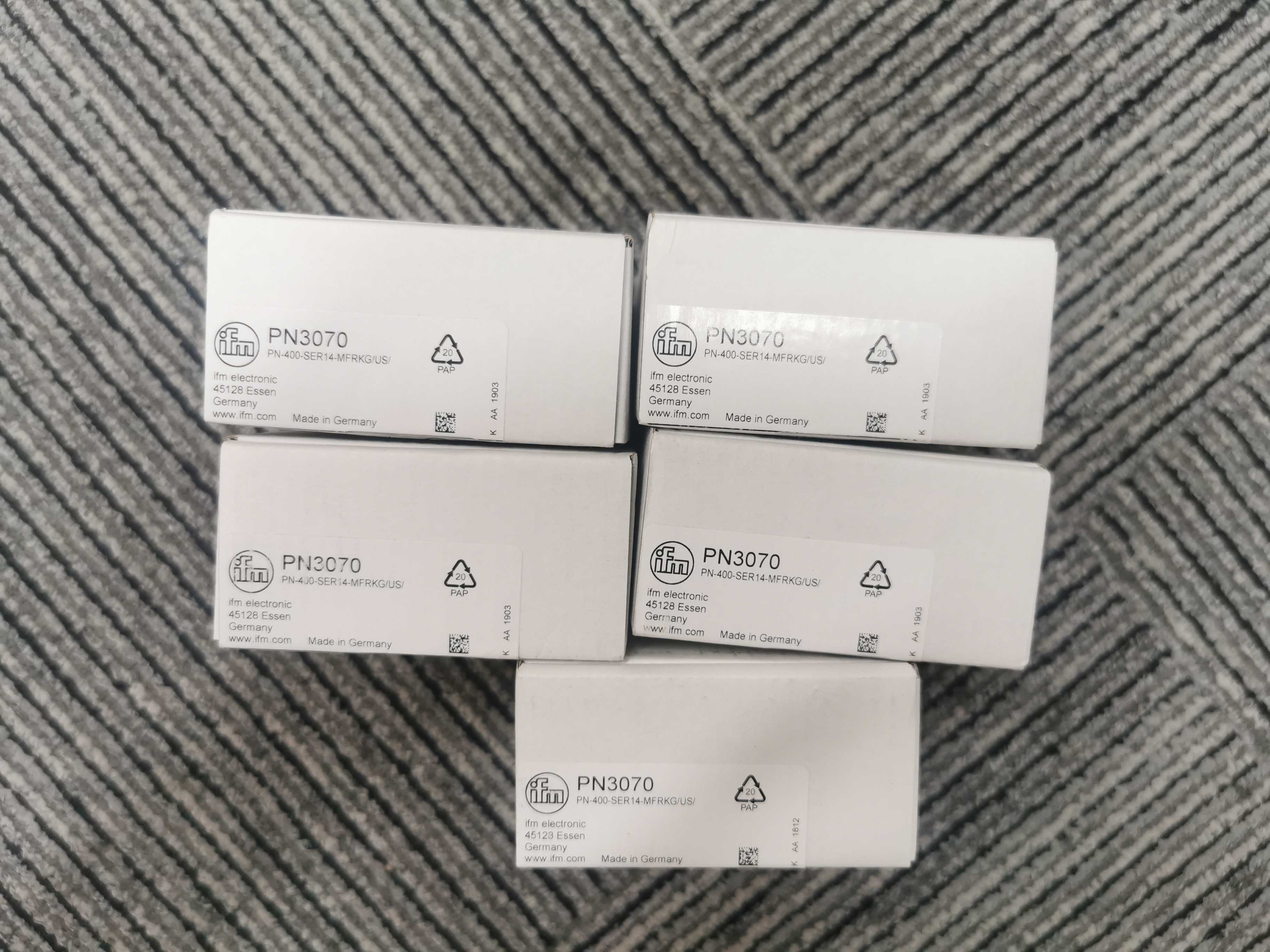 包邮【假一罚十】IFM PN3070  PN3071传感器原装全新实价