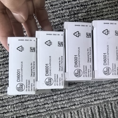 假一罚十 IFM EVM038 连接线