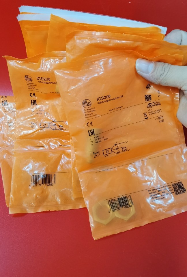 包邮原装IFM IGS206 IGS204传感器假一罚十