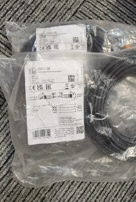 顺丰包邮 假一罚十 IFM EVC108连接线现货