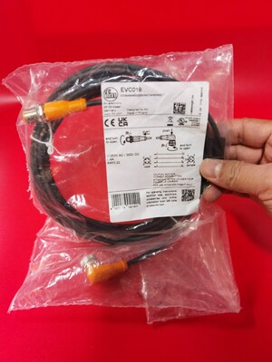 包邮原装 IFM EVC019  EVC019 EVC108 EVC109 EVC013 连接线现货