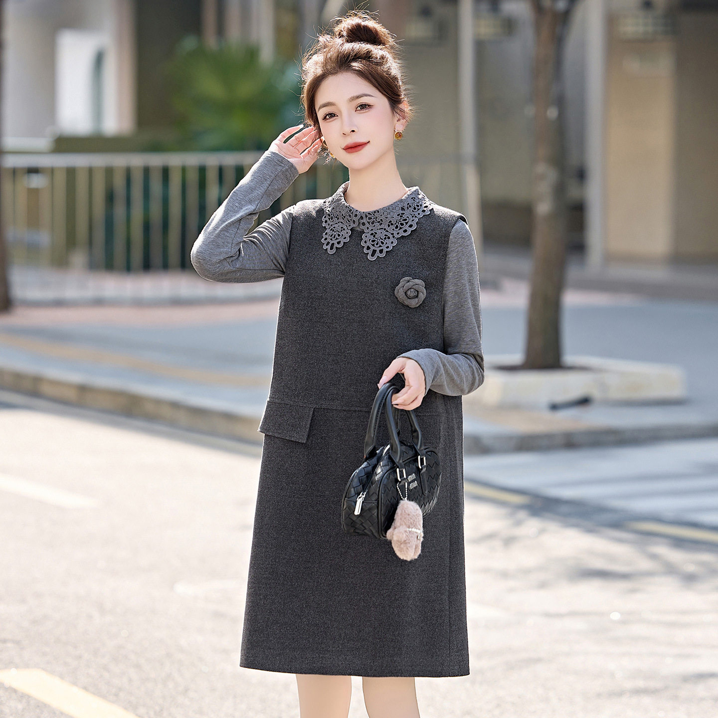 2026春秋新款时尚背心裙套装女镂空翻领打底衫无袖连衣裙两件套潮