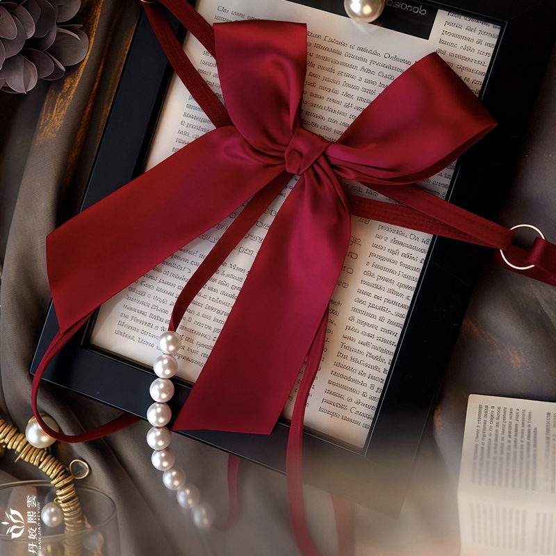 性感珍珠镂空开档细带丁字裤