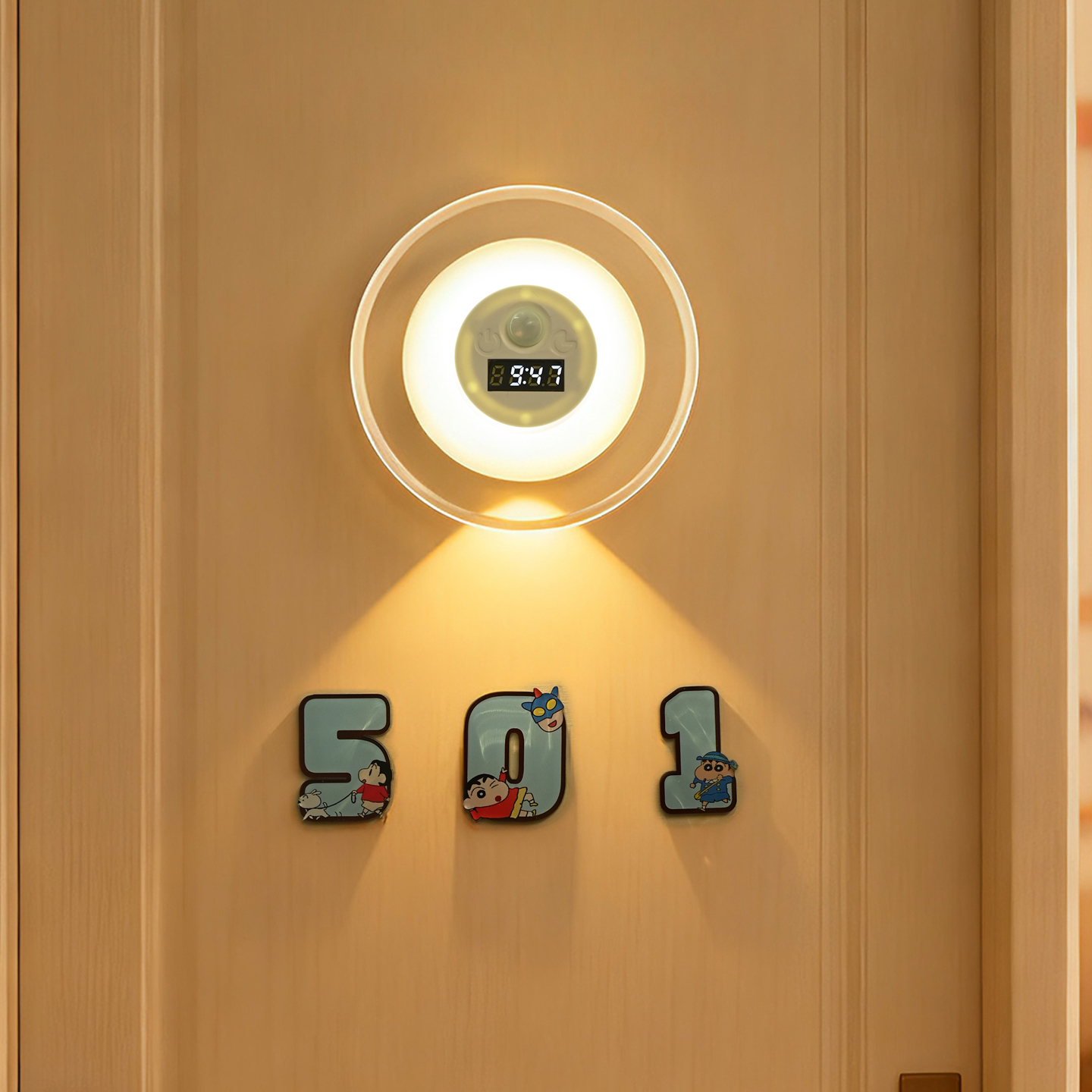 蜡笔小新门牌号码牌家用2025新款创意卡通自粘免打孔发光数字门牌