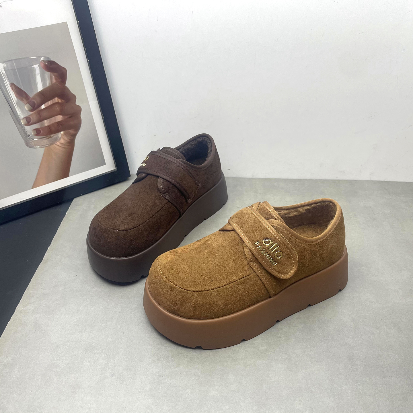 2025冬季新款魔术贴勃肯鞋女增高厚底加绒保暖女士棉鞋圆头面包鞋