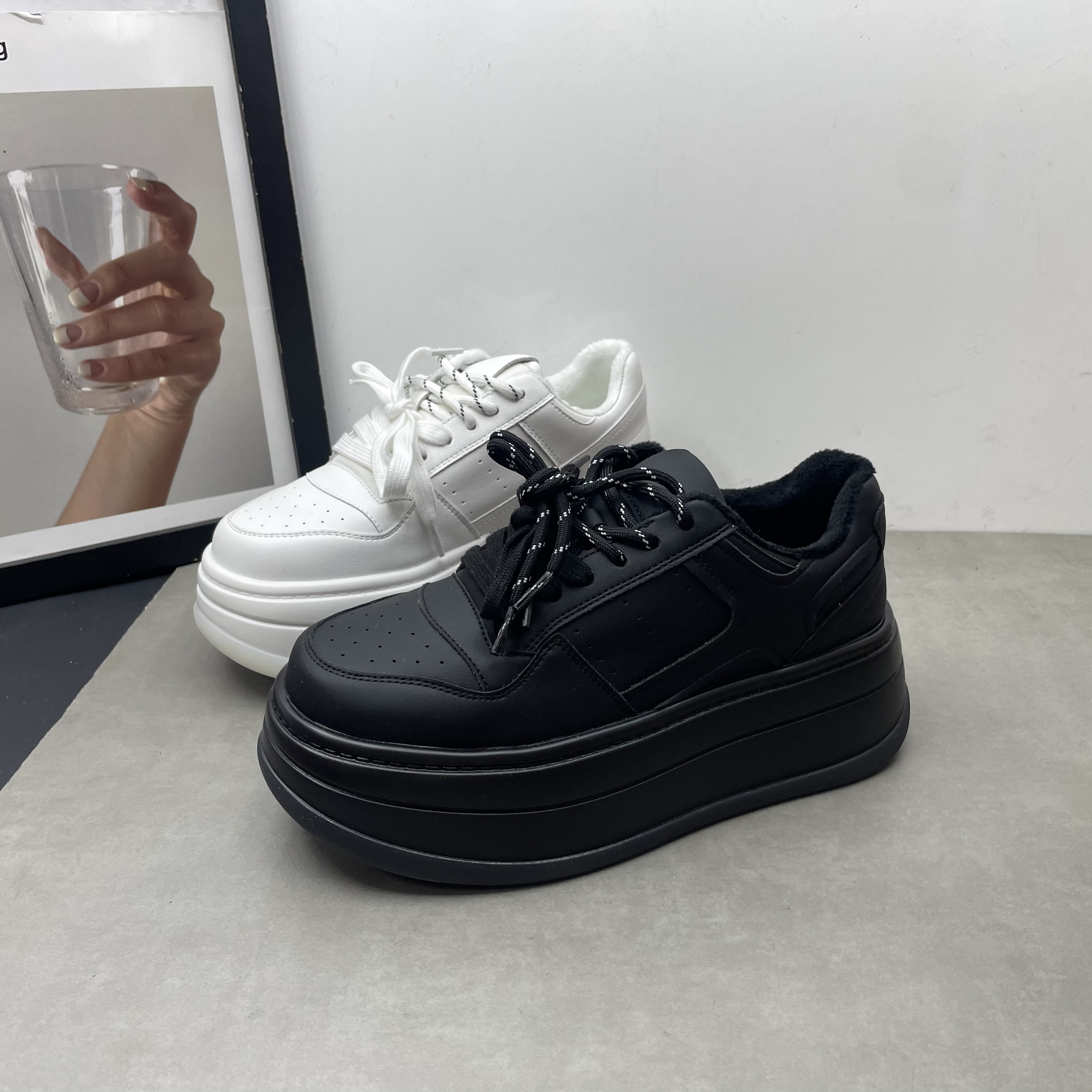 2025冬季新款真皮厚底面包鞋加绒保暖增高防滑百搭运动休闲女棉鞋