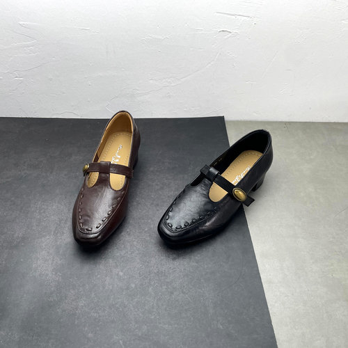 复古风真皮玛丽珍鞋女2026秋季新款方头粗跟一字扣带百搭气质单鞋